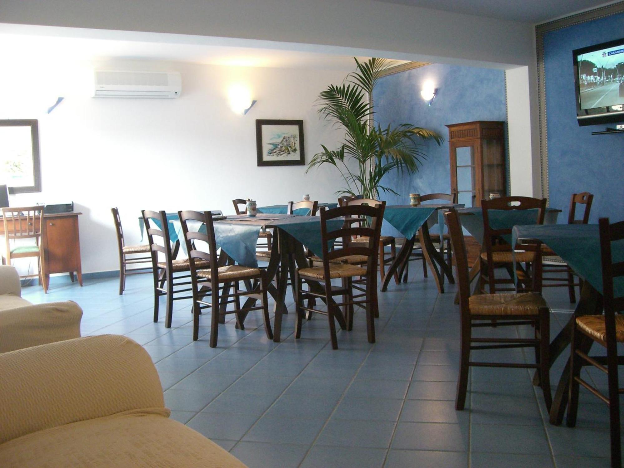 Hotel Residence La Villetta Каннето Экстерьер фото