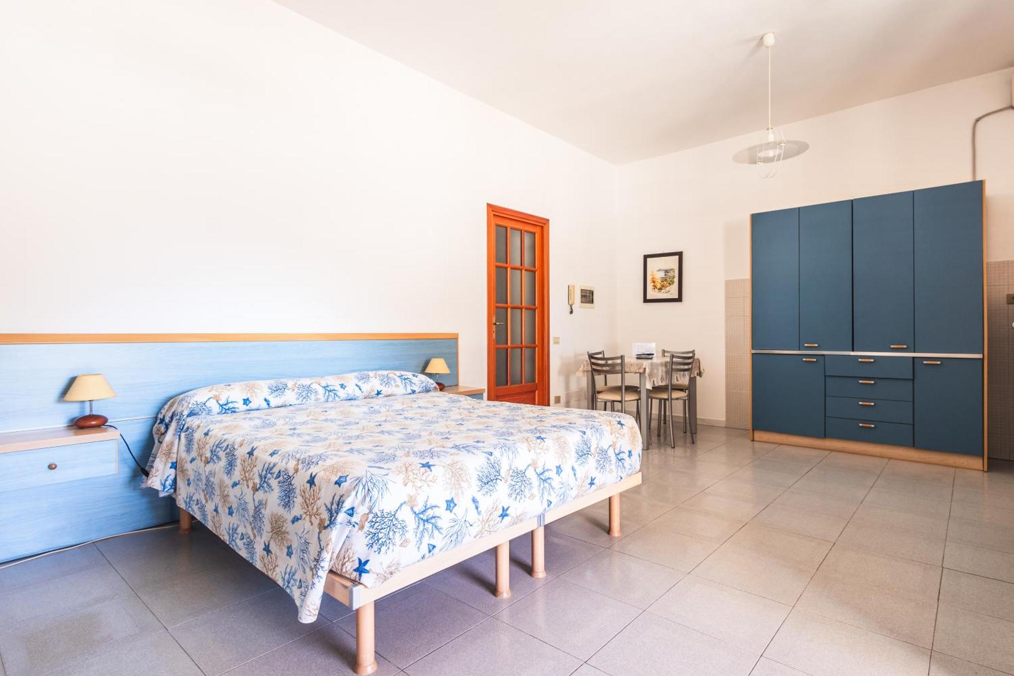 Hotel Residence La Villetta Каннето Экстерьер фото