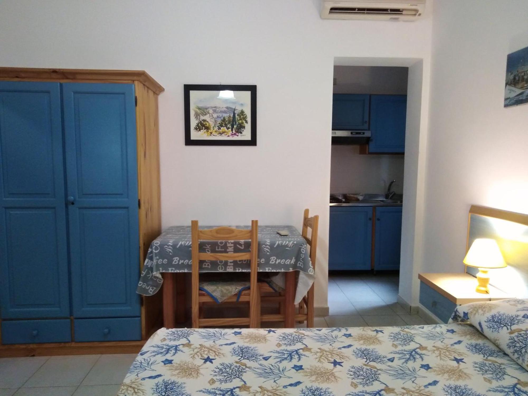 Hotel Residence La Villetta Каннето Номер фото