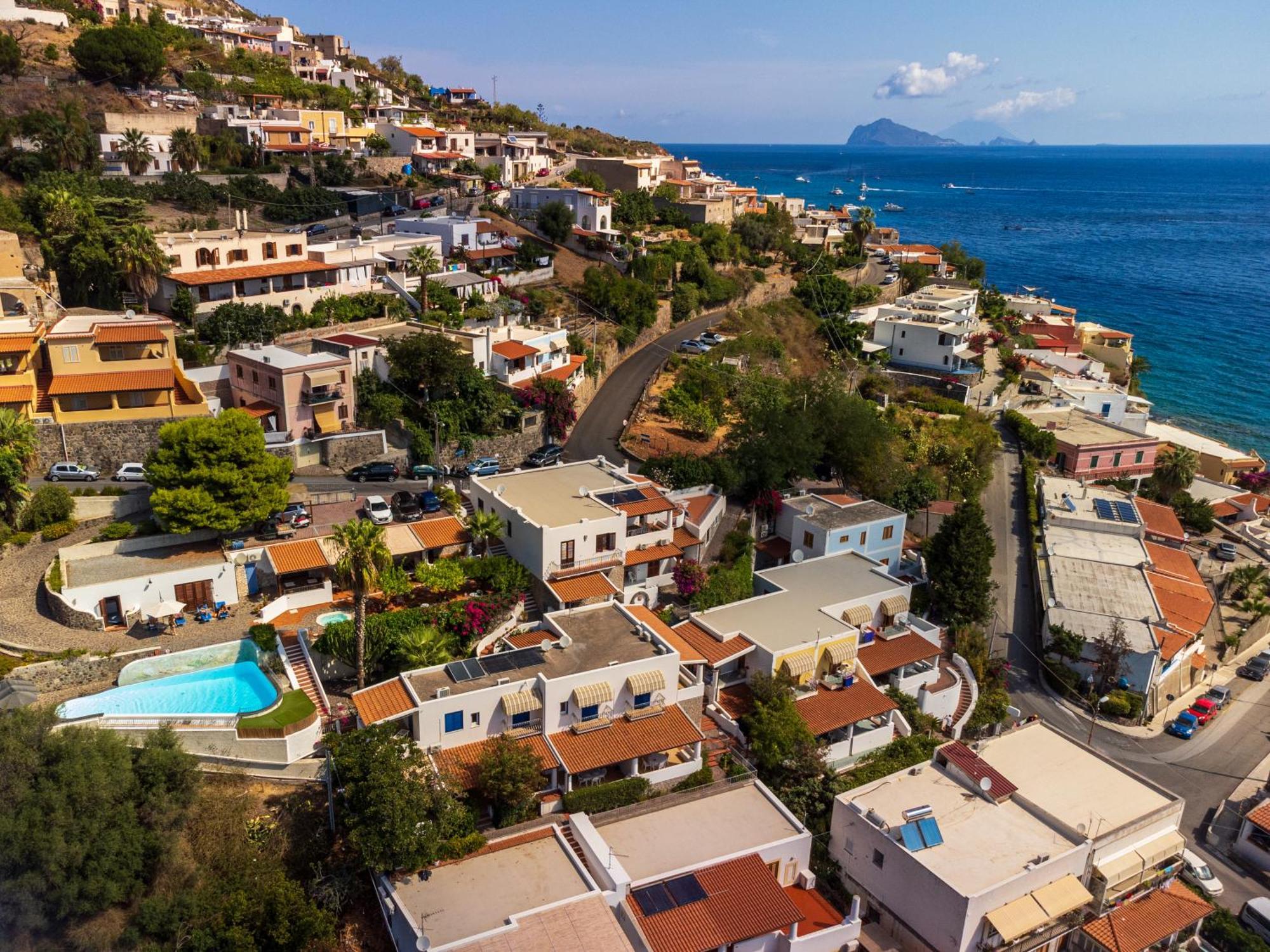 Hotel Residence La Villetta Каннето Экстерьер фото