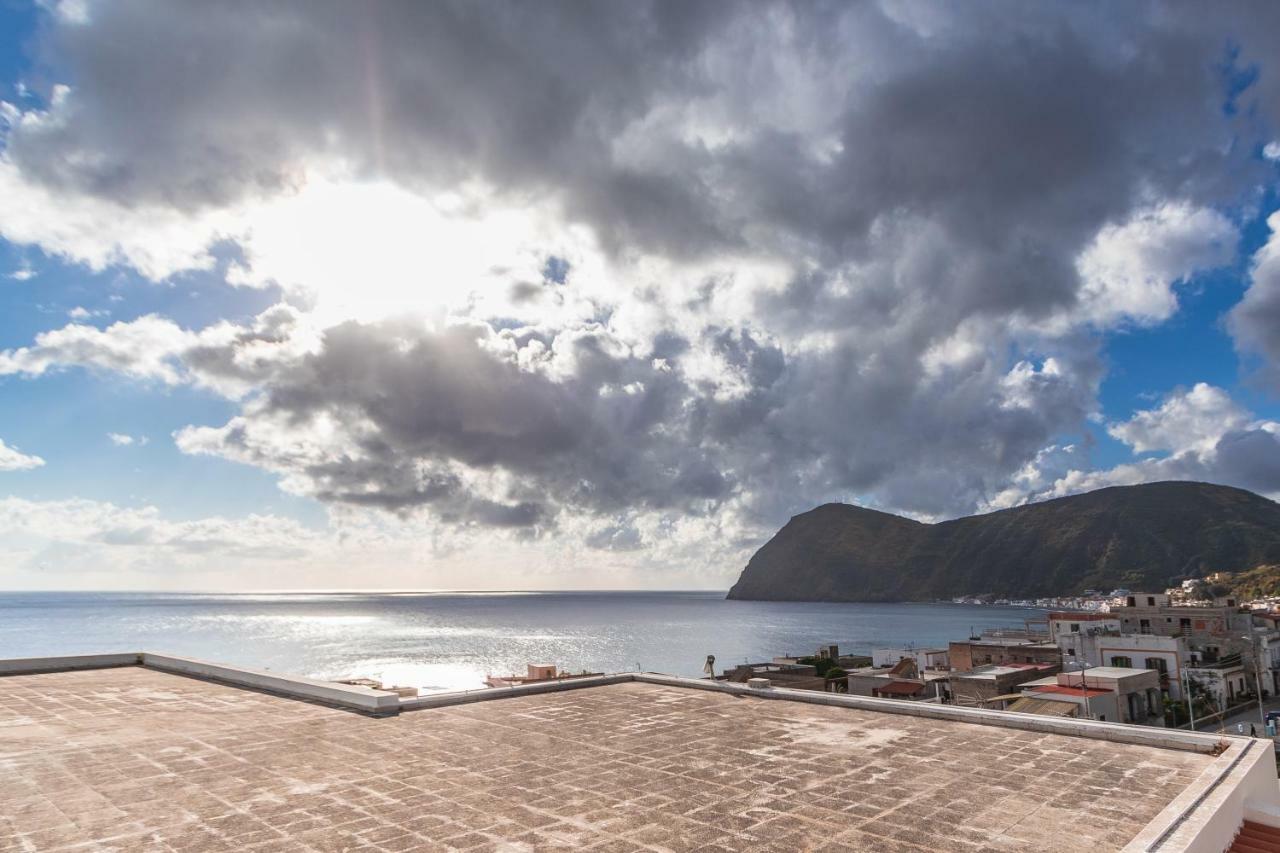 Hotel Residence La Villetta Каннето Экстерьер фото